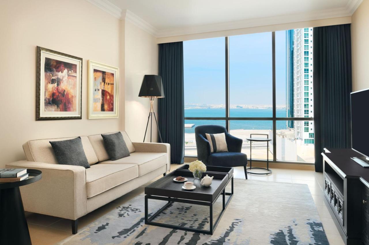 Marriott Executive Apartments Manama, Bahrain Exterior foto Living room