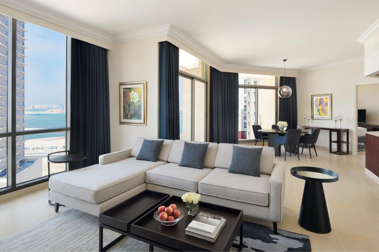 Marriott Executive Apartments Manama, Bahrain Exterior foto A living room at the Jumeirah Atlantis