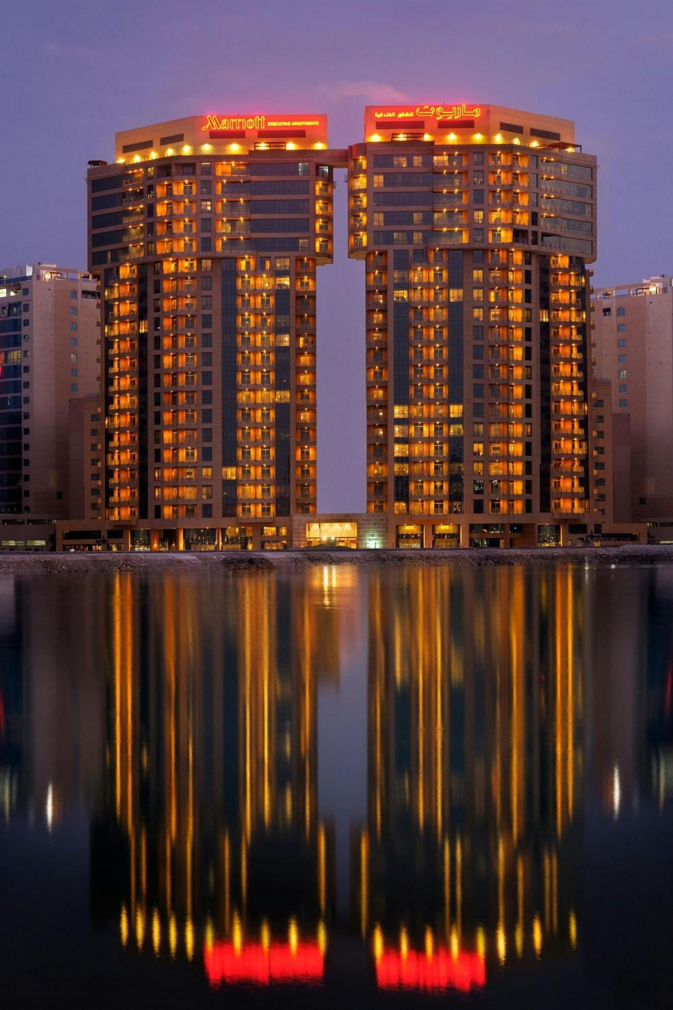 Marriott Executive Apartments Manama, Bahrain Exterior foto The Address, Dubai Marina